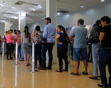 Hoy abren los bancos: quiénes pueden ir y cómo van a funcionar