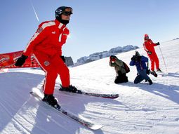 aseguran que schumacher se accidento al ayudar a un amigo aseguran que schumacher se accidento al ayudar a un amigo