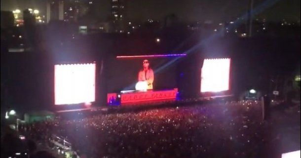 Se prendió fuego el escenario en medio del show de Daddy Yankee