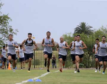 El pibe que debuta en Boca y sueña con tirarla a la segunda bandeja