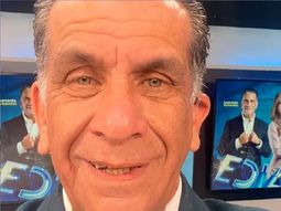 Quién es el mexicano del viral contra los antivacunas