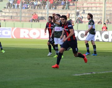 Con un golazo de Cauteruccio y dos Blandi