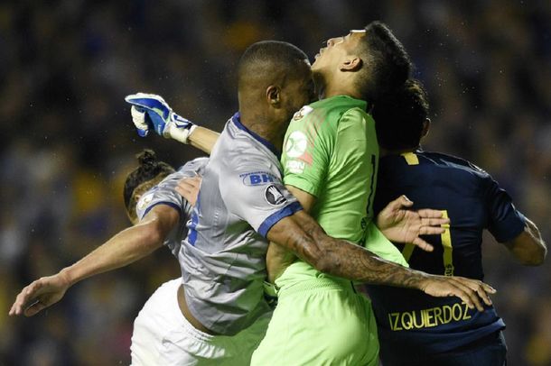 Andrada quedó afuera del Superclásico: se rompió la mandíbula