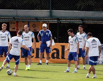 Sabella analiza qué equipo poner ante Nigeria en la vuelta al trabajo