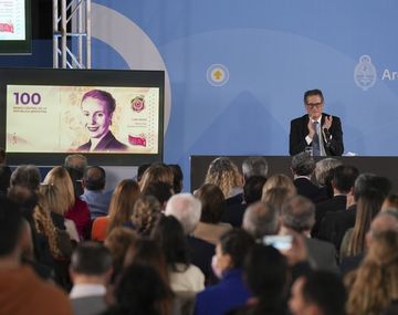 Presentaron a los próceres de los billetes en reemplazo de los animales del macrismo