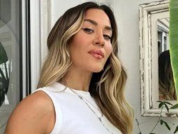 Jimena Barón muestra su look en microbikini desde Brasil