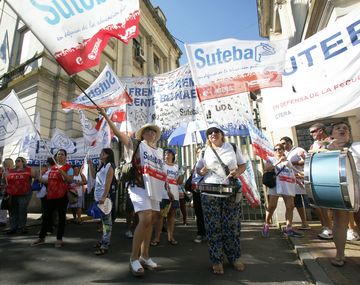 Sigue el cuarto intermedio por el conflicto docente