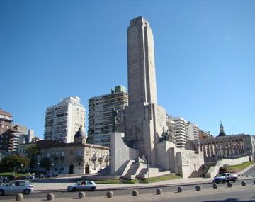 Buscan que el Dakar 2014 largue desde Rosario