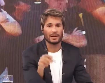 Tomás Dente retó en vivo a su producción por informar sobre la crisis económica y le respondieron con zócalos