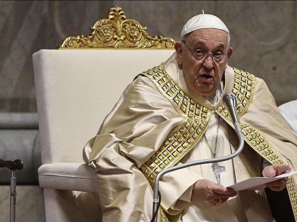 La broma del papa Francisco durante su internación: Alguien rezó para que me fuera al Paraíso