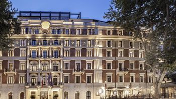 El lujoso hotel romano donde se alojó Javier Milei.