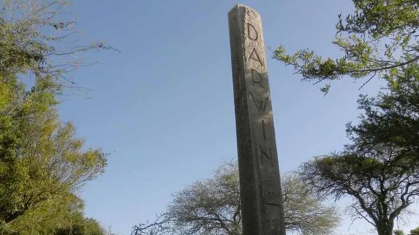 Este pequeño pueblo tiene una población que ronda los 500 habitantes. Este pequeño pueblo tiene una población que ronda los 500 habitantes.