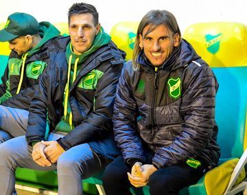Sebastián Beccacece junto a Nico Diez, los ex entrenadores de la Sub 20 de Argentina