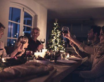 Fiestas por Zoom: OMS pide no pasar Navidad ni Año Nuevo en familia por el avance de Ómicron