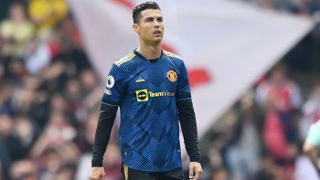 cristiano ronaldo no se presento a la pretemporada de manchester united y crecen los rumores cristiano ronaldo no se presento a la pretemporada de manchester united y crecen los rumores