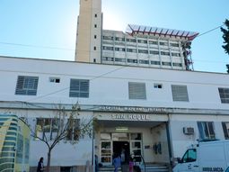 tragedia en parana: una beba quedo encerrada en un auto y fallecio tragedia en parana: una beba quedo encerrada en un auto y fallecio