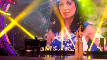 natalia oreiro brillo con gilda y mostro intimidades del camarin de susana gimenez natalia oreiro brillo con gilda y mostro intimidades del camarin de susana gimenez