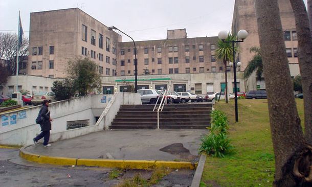Empleados del Borda marchan en defensa del hospital