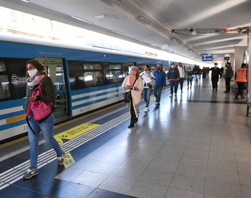 Comenzó a regir el sistema de turnos para viajar en el tren Mitre: cómo funciona