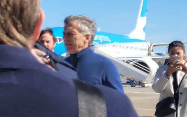 Mauricio Macri llegó a Rosario acompañado por una gloria de Boca: ¿lo introduce en la política?