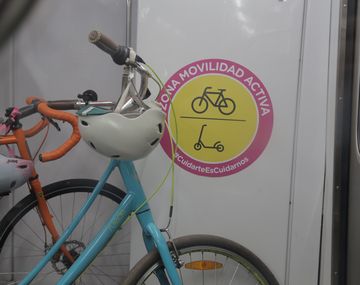 Se podrá viajar con bicicleta o monopatín también en las líneas de subte B y E