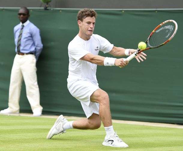 Mónaco y Mayer, las alegrías argentinas en el primer día de Wimbledon