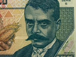 El caudillo de la Revolución Emiliano Zapata, nace en 1879 El caudillo de la Revolución Emiliano Zapata, nace en 1879