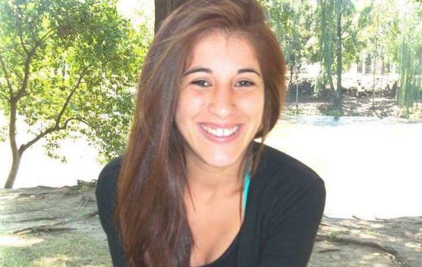 Tiene 24 años y devolvió $200 mil que se le cayeron a un hombre en un banco