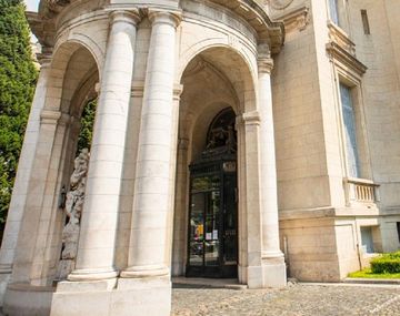 Habilitan la apertura de jardines y patios de los museos nacionales