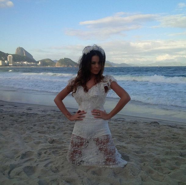 Karina Jelinek y Leonardo Fariña no tienen su libreta de casamiento