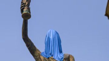 india se rinde ante messi: asi sera la inauguracion de la impactante estatua de 21 metros india se rinde ante messi: asi sera la inauguracion de la impactante estatua de 21 metros