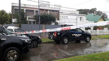 Intentó robar en una casa pero quedó atrapado en un ventiluz y murió Intentó robar en una casa pero quedó atrapado en un ventiluz y murió