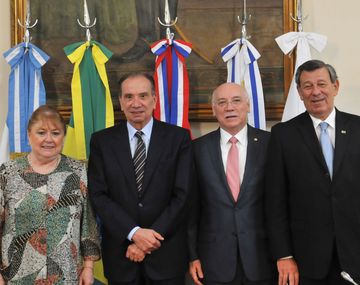 Mercosur se reúne por la grave situación institucional en Venezuela