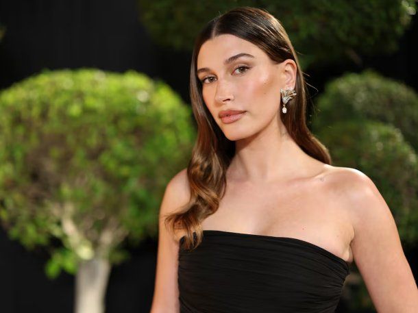 Hailey Bieber confesó las dificultades que tuvo para dar a luz: Dieciocho horas de parto