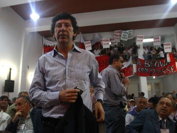 Más apoyo desde el massismo a Scioli por la emergencia