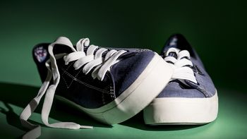 Truco casero: la manera de evitar que se mojen las zapatillas Truco casero: la manera de evitar que se mojen las zapatillas