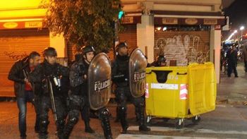 desalojo a una cooperativa de san isidro: reprimen a manifestantes desalojo a una cooperativa de san isidro: reprimen a manifestantes