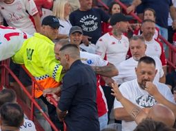 clima tenso en el duco: agresiones a jugadores de san lorenzo antes del clasico con huracan clima tenso en el duco: agresiones a jugadores de san lorenzo antes del clasico con huracan
