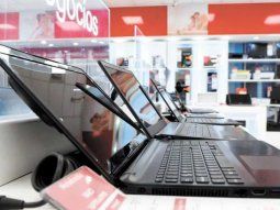 Cómo comprar notebooks en 18 cuotas sin interés