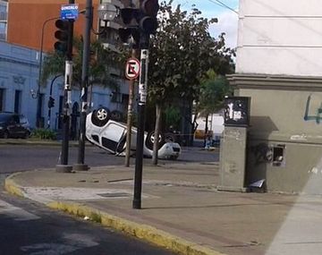 Así quedó el auto en el que viajaba la embarazada