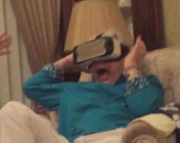 VIDEO: El terror de una abuela perseguida 