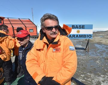 Rossi propone un debate público entre los candidatos del kirchnerismo