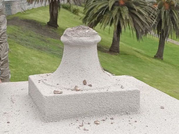 Restauraron un monumento histórico en Mar del Plata, pero lo vandalizaron a las pocas horas