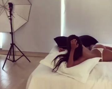 El backstage sensual de Belén Etchart