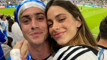 Tini Stoessel, junto a su hermano Francisco. Tini Stoessel, junto a su hermano Francisco.