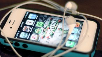 apple lanzara un software para convertir el iphone en un control remoto apple lanzara un software para convertir el iphone en un control remoto