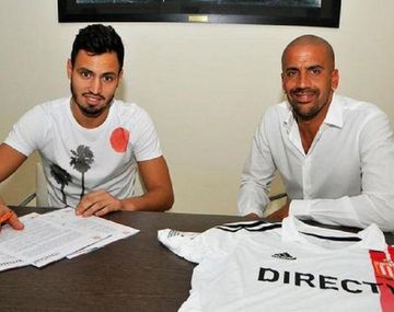 Sánchez Miño firmó y ya es jugador de Estudiantes