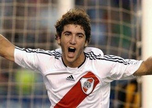 Gonzalo Higuaín (Web)