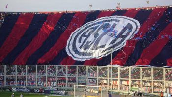 Hinchas de San Lorenzo se accidentaron en la Autopista Perito Moreno