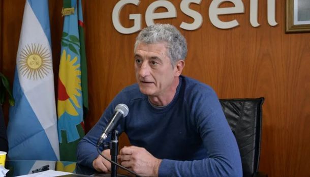 El intendente de Villa Gesell habló sobre la difícil temporada de verano: Se paralizó